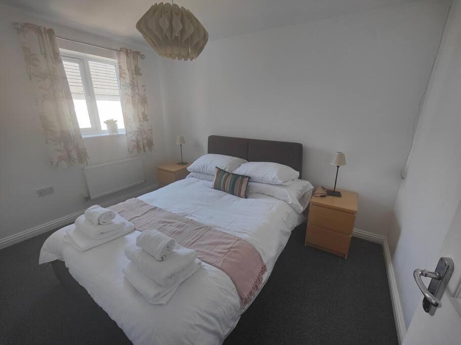 Shoreline Seaside Holiday Home Aberavon Beach Порт-Толбот Экстерьер фото