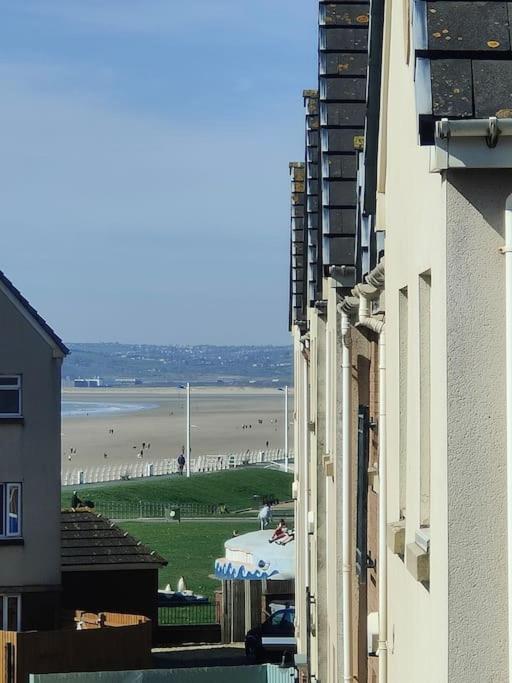Shoreline Seaside Holiday Home Aberavon Beach Порт-Толбот Экстерьер фото