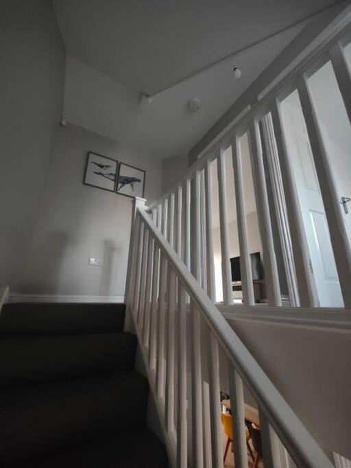 Shoreline Seaside Holiday Home Aberavon Beach Порт-Толбот Экстерьер фото
