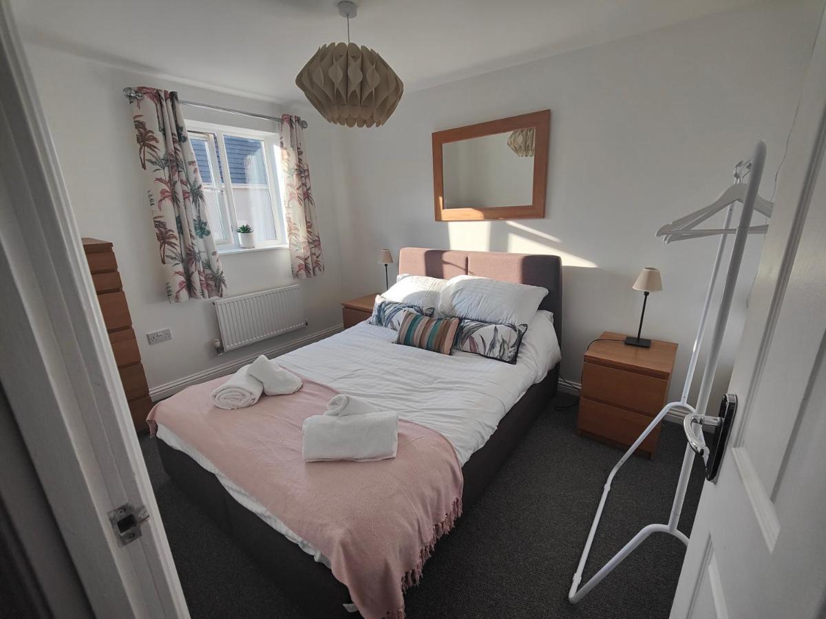 Shoreline Seaside Holiday Home Aberavon Beach Порт-Толбот Экстерьер фото